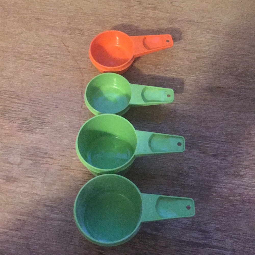 Vintage Tupperware Measuring Cups MisMatched LOT - Picture 2 of 5